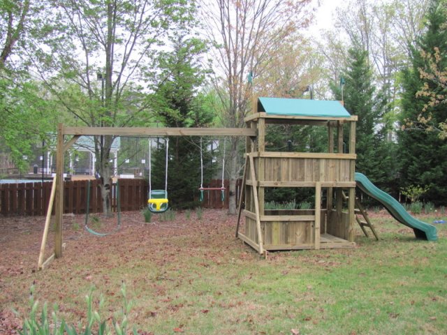 4x6 model as shown $1450.00 Wooden Ladder, Childseat, Trapeze Bar with Rings,swing, and Periscope